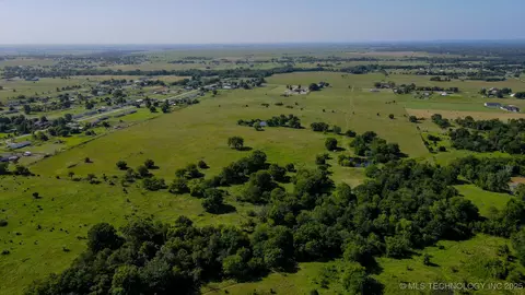 E 186th Street North, Skiatook, OK 74070