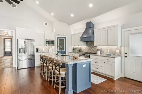 Kitchen - 142 Private Road 61, Eucha, OK 74342 photo 6 of 9