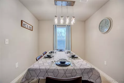 Dining - 555 Williams Dr, Eufaula, OK 74432 photo 2 of 3