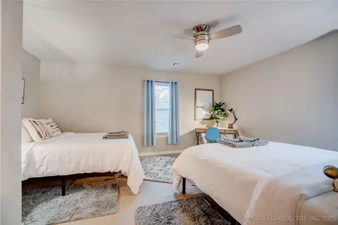 Bedroom - 555 Williams Dr, Eufaula, OK 74432 photo 6 of 16