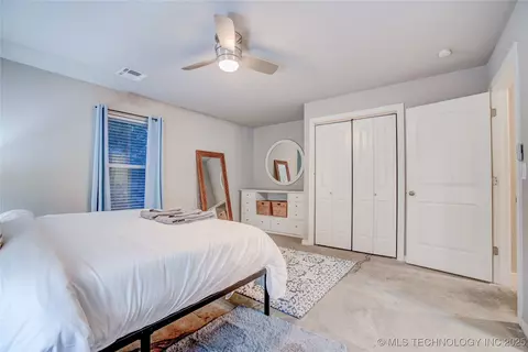 Bedroom - 555 Williams Dr, Eufaula, OK 74432 photo 5 of 16