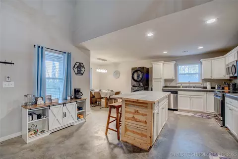 Other - 555 Williams Dr, Eufaula, OK 74432 photo 2 of 15