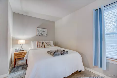 Bedroom - 555 Williams Dr, Eufaula, OK 74432 photo 7 of 16