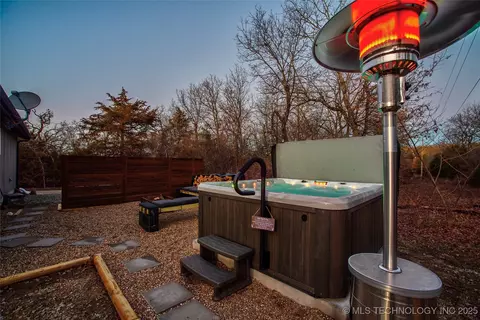 Exterior - 555 Williams Dr, Eufaula, OK 74432 photo 8 of 10