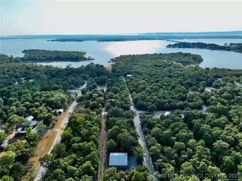 View/Area - 555 Williams Dr, Eufaula, OK 74432 photo 3 of 4