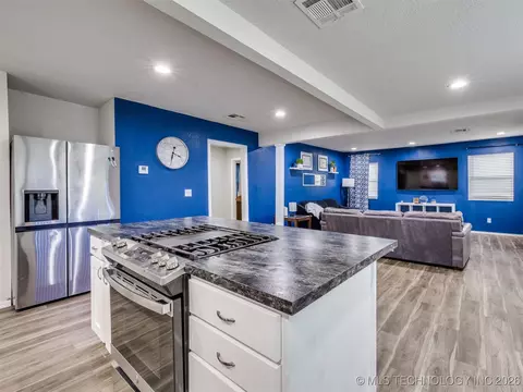 228 E Mohawk Blvd, Tulsa, OK 74106 photo 15
