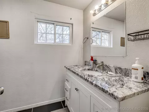 228 E Mohawk Blvd, Tulsa, OK 74106 photo 37