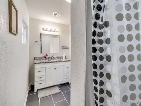 228 E Mohawk Blvd, Tulsa, OK 74106 photo 26