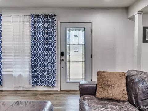 228 E Mohawk Blvd, Tulsa, OK 74106 photo 4