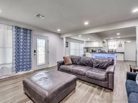 228 E Mohawk Blvd, Tulsa, OK 74106 photo 29