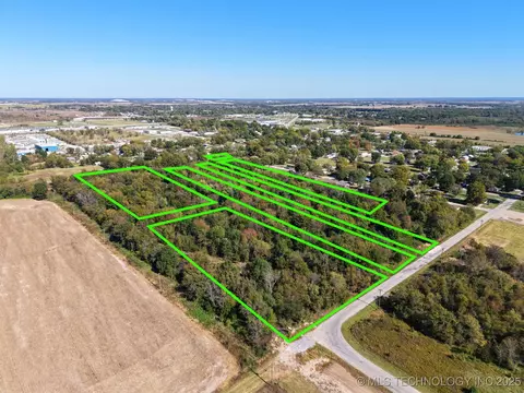 000 30th Ave NW, Miami, OK 74355