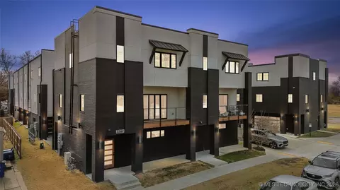 3767 S Riverside Drive E 3767, Tulsa, OK 74105