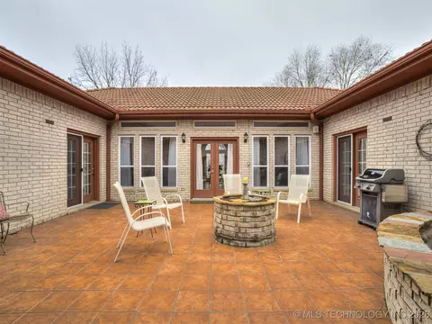 Exterior - 32825 E 740 Rd, Wagoner, OK 74467 photo 5 of 13