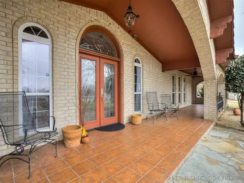Exterior - 32825 E 740 Rd, Wagoner, OK 74467 photo 4 of 13