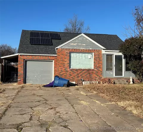 2511 E 3rd St, Tulsa, OK 74104 photo 1