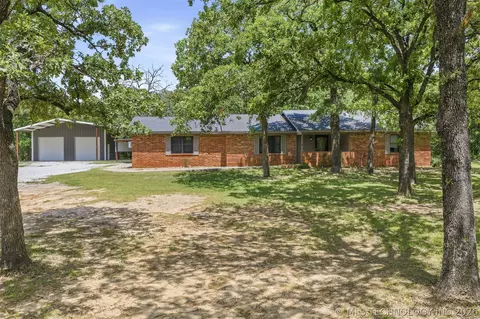 170 Serpentine St, Lone Grove, OK 73443