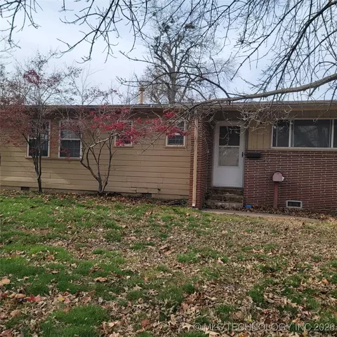 337 N Crabtree Rd, Muskogee, OK 74403