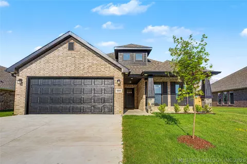 6203 N 30th St, Broken Arrow, OK 74014
