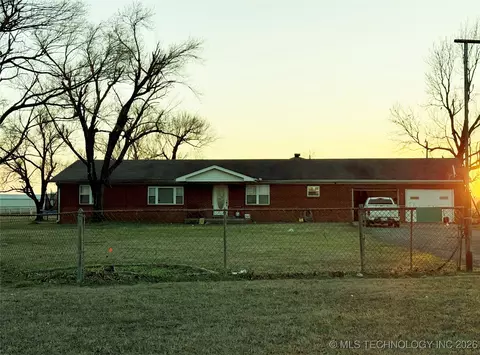 7405 Wainwright Rd, Oktaha, OK 74450