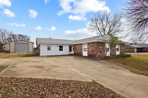 151 Belle Meade, Mead, OK 73449