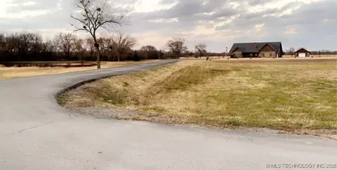 10 Red Bud Ln, Morris, OK 74445 photo 6