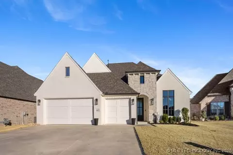 6307 N 28th St, Broken Arrow, OK 74014
