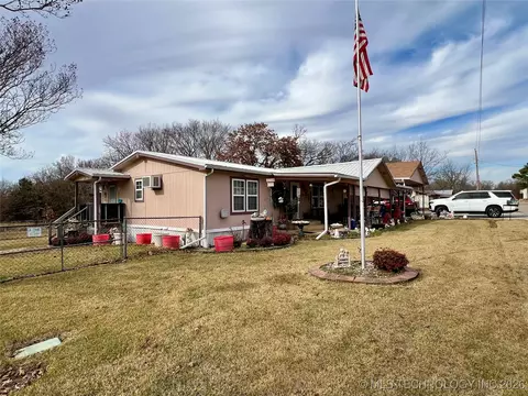 27 Aster Dr, Mead, OK 73449