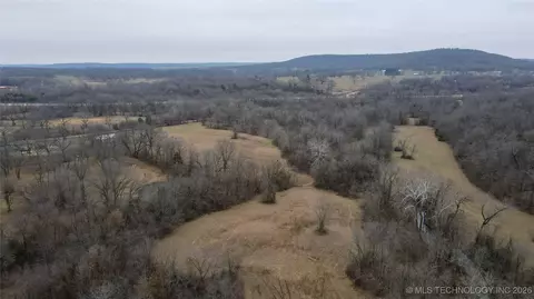 W 810 Road, Tahlequah, OK 74464