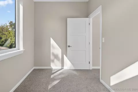Bedroom - 728 E Tecumseh St N, Tulsa, OK 74106 photo 9 of 10