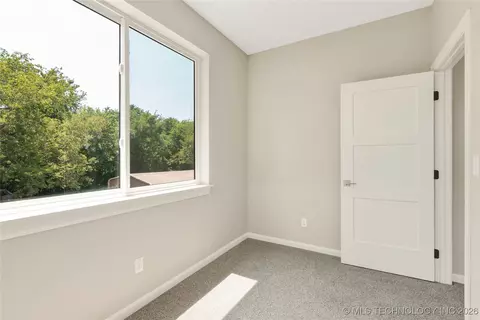 Bedroom - 728 E Tecumseh St N, Tulsa, OK 74106 photo 5 of 10