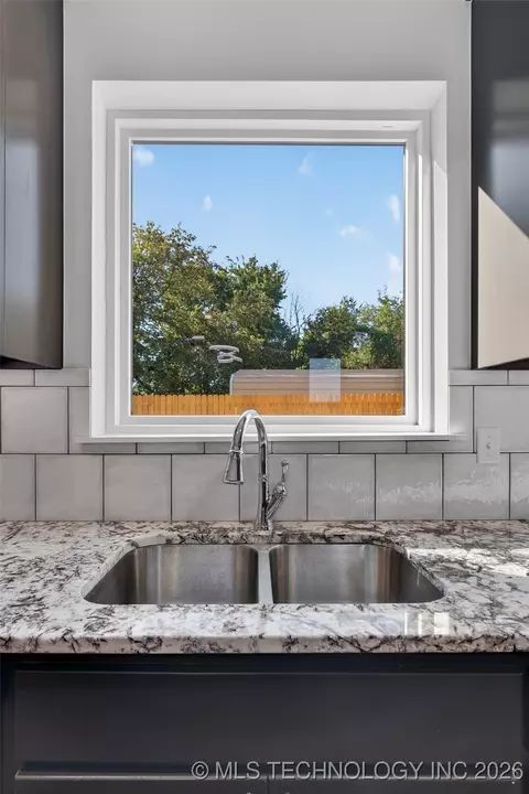 Kitchen - 728 E Tecumseh St N, Tulsa, OK 74106 photo 7 of 8
