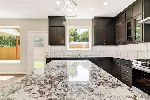 Kitchen - 728 E Tecumseh St N, Tulsa, OK 74106 photo 3 of 8