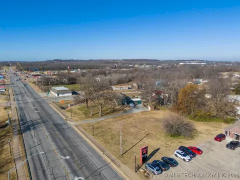 243 E 141st St, Glenpool, OK 74033 photo 7