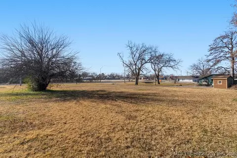 243 E 141st St, Glenpool, OK 74033 photo 6
