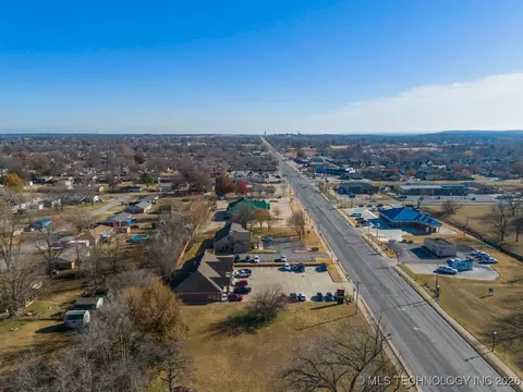 243 E 141st St, Glenpool, OK 74033 photo 12