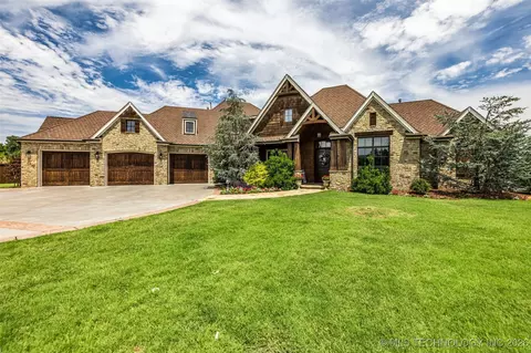 13533 S Lewis Ave, Bixby, OK 74008
