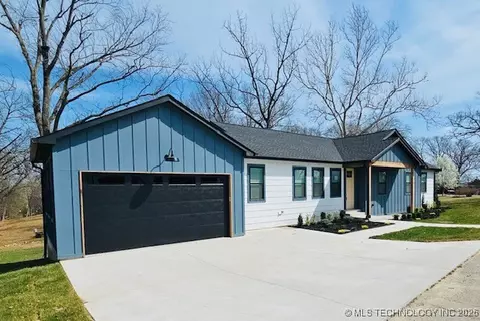 1 Port Duncan Blvd, Monkey Island, OK 74344