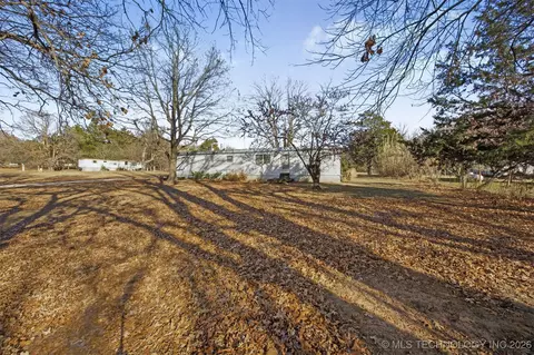 1891 N Lewis Ln, Mannford, OK 74044