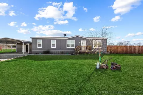 304 Cale Ln, Calera, OK 74730