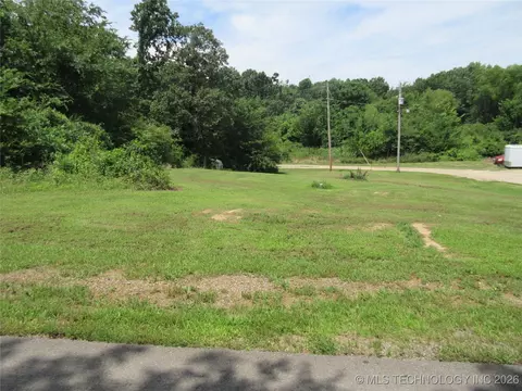 4192 Road, Eufaula, OK 74432 photo 3