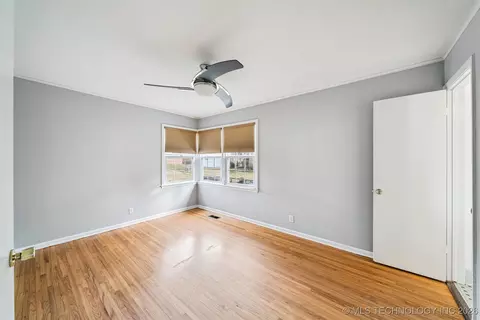 5335 E 29th St, Tulsa, OK 74114 photo 18