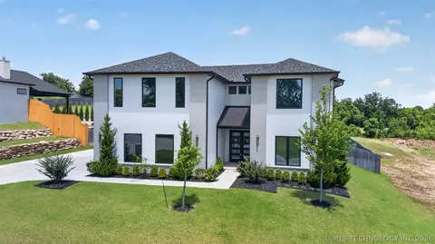 6621 E 153rd St, Bixby, OK 74008