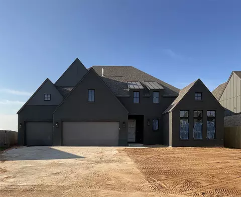 2707 W Van Buren Ct, Broken Arrow, OK 74011
