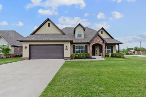 10402 S 226th East Ave, Broken Arrow, OK 74014