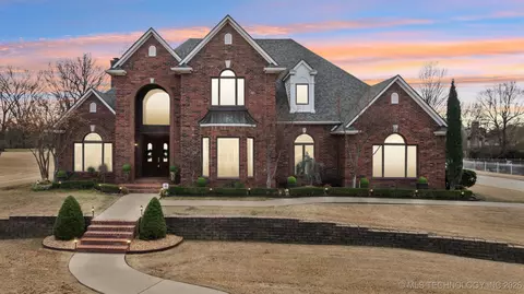 3423 River Bend Rd, Muskogee, OK 74403