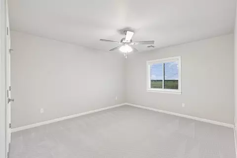 Bedroom - 107 E 164th Pl S, Glenpool, OK 74033 photo 11 of 12