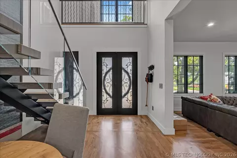 Entry Way - 129 E 34th St S, Tulsa, OK 74105 photo 2 of 12