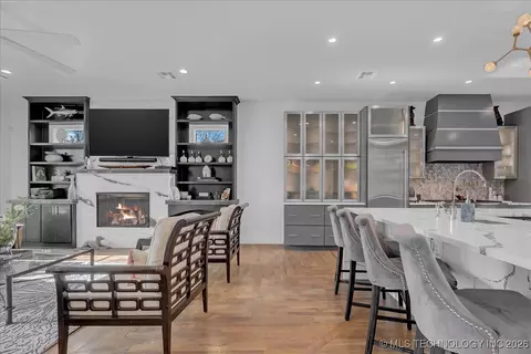 Kitchen - 129 E 34th St S, Tulsa, OK 74105 photo 1 of 16