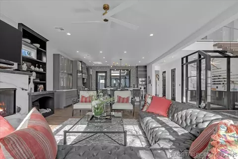 Living - 129 E 34th St S, Tulsa, OK 74105 photo 8 of 10