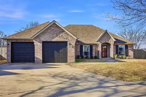 14226 S Urbana Ave, Bixby, OK 74008